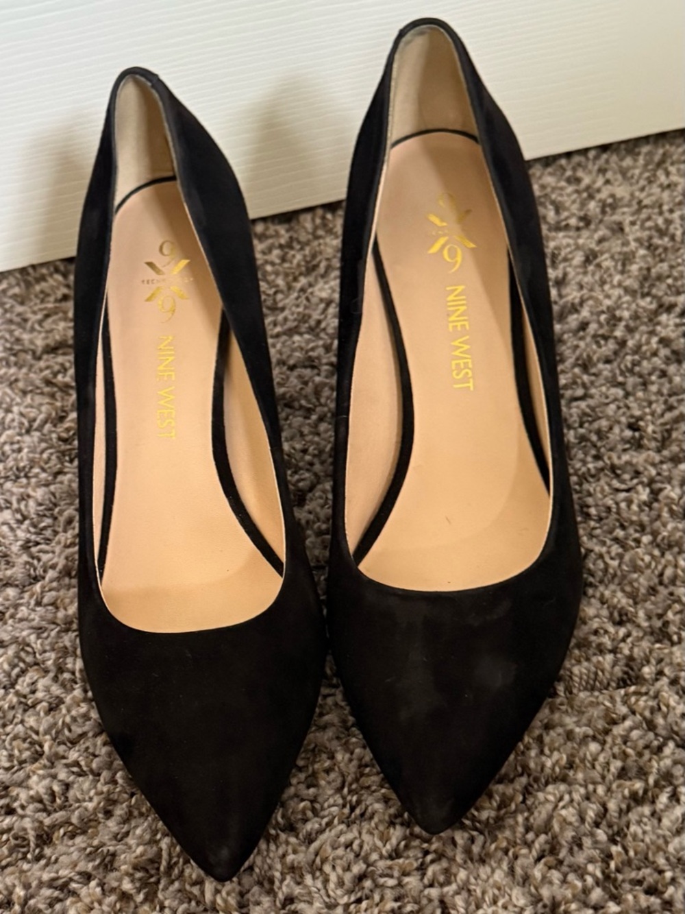 Women’s Nine West Black Suede Heels Sz 10.5